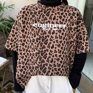 Mock Two-piece Leopard Print T-shirt