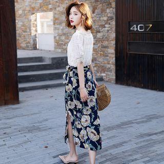 Set: Off-shoulder Lace Top + Printed Skirt