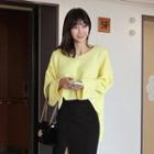 V-neck Lose-fit Colored Knit Top