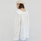 Collar-detail Lace-trim Top