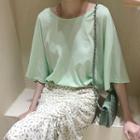 3/4-sleeve Knotted Back T-shirt