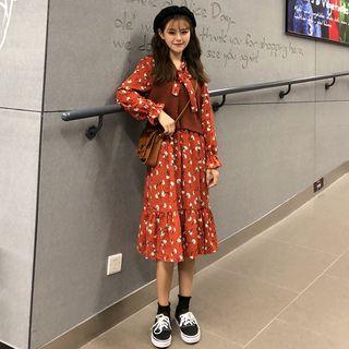 V-neck Knit Vest / Long-sleeve Floral Print Midi Dress