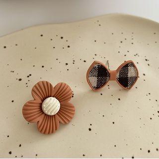 Bow & Flower Asymmetrical Earring 1 Pair - Orange - One Size