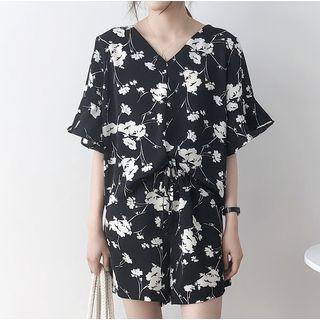 Set: Flower Print Short-sleeve Blouse + Shorts