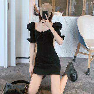 Square-neck Mini Dress / Square-neck Top / Pants