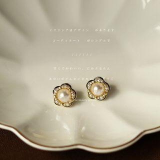Flower Faux Pearl Alloy Earring 1 Pair - C-297 - Gold - One Size
