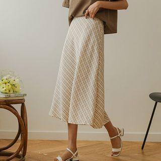 Textured Plaid Long Flare Skirt