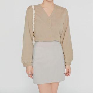 [lovb] V-neck Button-up Blouse