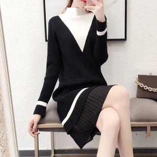 Mock-neck Two-tone Long-sleeve Knit Dress