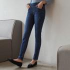 Wide-band Slim-fit Jeans