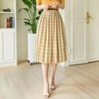 Band-waist Checked Pleated Skirt With Belt