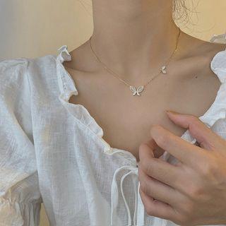 Butterfly Shell Pendant Alloy Choker Xl1687 - 1pc - Gold & White - One Size