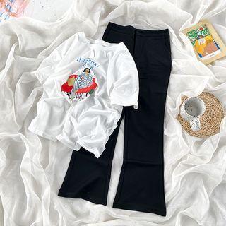 Short-sleeve Print T-shirt / Flared Pants