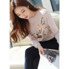 Round-neck Flower-embroidered Knit Top