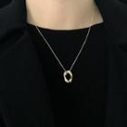 Round Pendant Necklace Gold - One Size