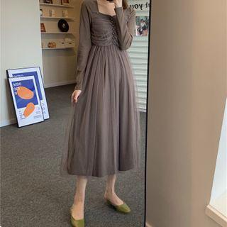 Long Sleeve Sweetheart Mesh Panel Knit Dress