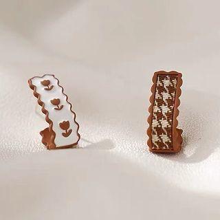 Asymmetrical Hoop Earring Stud Earring - 1 Pair - Houndstooth - Brown - One Size