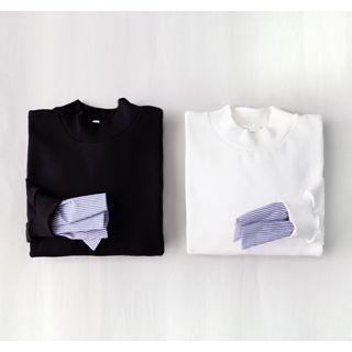 Round-neck Contrast-trim Pullover