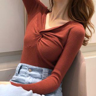 Plain Knitted Crisscross T-shirt