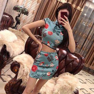 Set: Flower Print Cropped Short-sleeve Top + Pencil Skirt