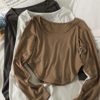 Slim-fit Round-hem Crop T-shirt