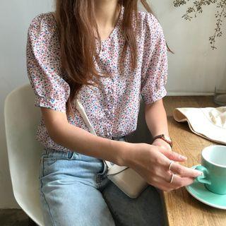 Short-sleeve Floral Buttoned Top