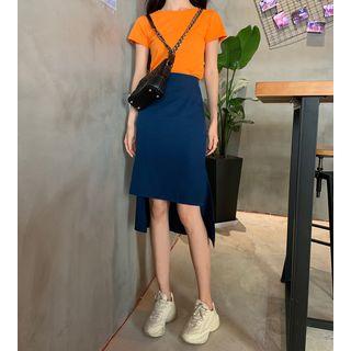 Plain T-shirt / Asymmetric A-line Skirt