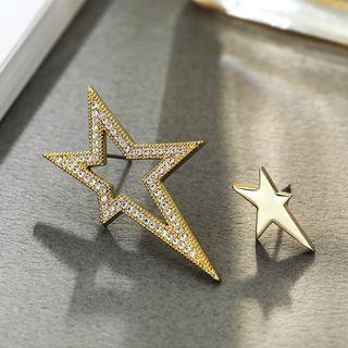 Rhinestone Asymmetric Star Studs