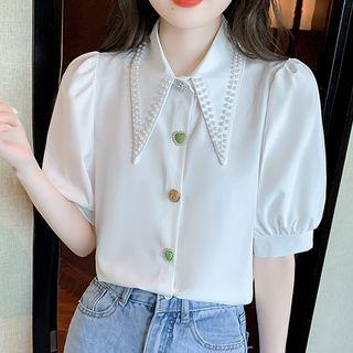 Short-sleeve Heart Button Blouse