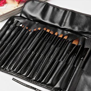 Set Of 18 : Makeup Brush