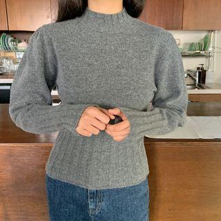 Mock-neck Mutton-sleeve Sweater