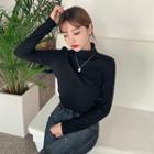 Turtle-neck Fitted Basic Top