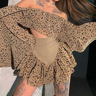 Leopard Print Ruffle Hem Shorts