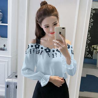 Cutout Shoulder Flower Applique Long-sleeve Top