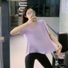 Short-sleeve Back-slit Sports T-shirt