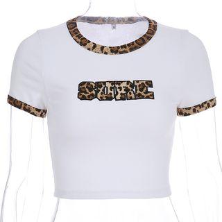 Short-sleeve Letter Applique Cropped Top