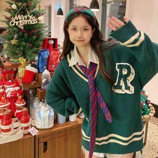 Striped Trim Lettering Sweater Green - One Size