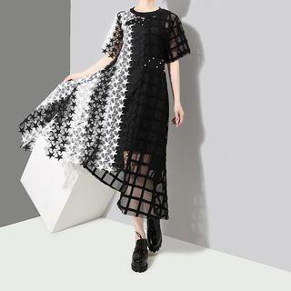Short-sleeve Asymmetrical Mesh Midi A-line Dress Black & White - One Size