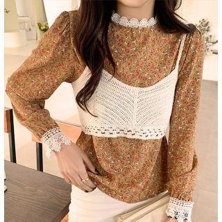 Set: Floral Print Blouse + Camisole Top