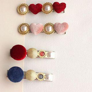 Faux Pearl Flannel Heart / Disc Hair Clip