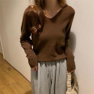 Buttoned-cuff V-neck Rib Knit Top
