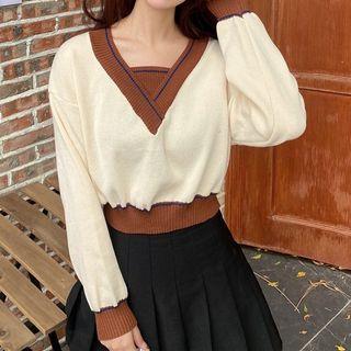 Mock-two-piece Long-sleeve Contrast Knit Crop Top