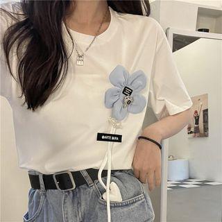 Elbow-sleeve Floral Embellished T-shirt