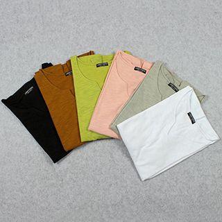 Plain Split-neck T-shirt