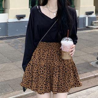 Asymmetrical Cold-shoulder T-shirt / Leopard Print A-line Skirt