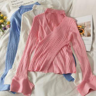 Details Deep V-neck Choker Knit Top