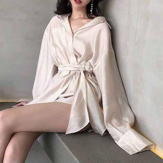 Tie-waist V-neck Blouse / Shorts