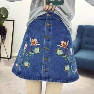 Floral Embroidered Buttoned Denim Skirt