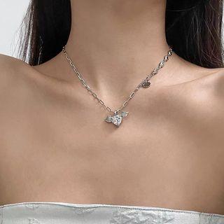 Flying Heart Rhinestone Pendant Alloy Choker Silver - One Size