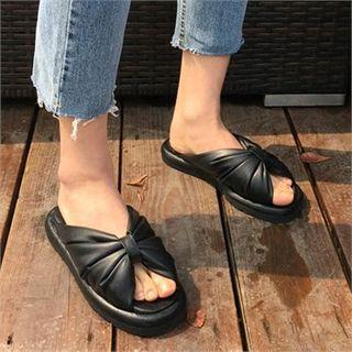 Bow Patterned Mules